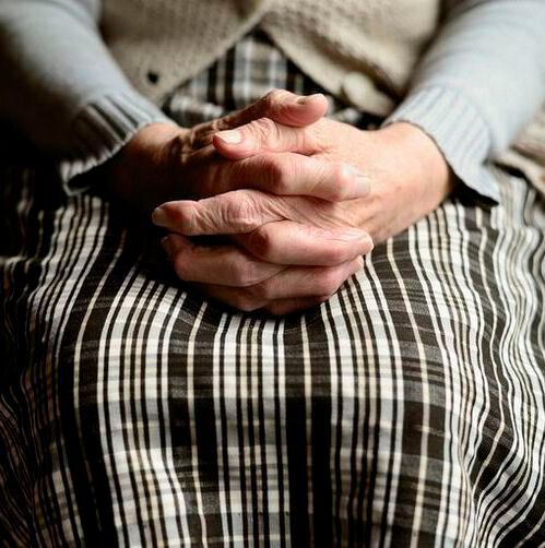 This finding also may help explain why bodies take longer to heal from illnesses as they age. This finding also may help explain why bodies take longer to heal from illnesses as they age.