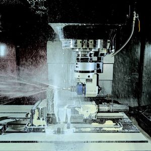 Têtes à renvoi d’angle avec refroidissement central de Big Daishowa en action.(Source :  Big Daishowa)