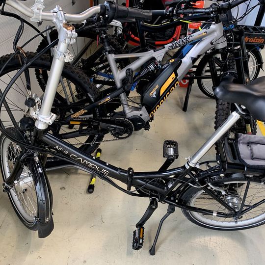 E-Bikes: Für den Aufbau ihrer Akkus bieten sich 21700er-Rundzellen an. E-Bikes: Für den Aufbau ihrer Akkus bieten sich 21700er-Rundzellen an.