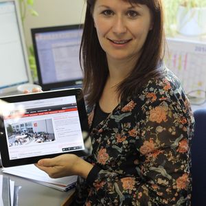 Daniela Röhm liest die PROCESS auch gerne auf dem Tablet.