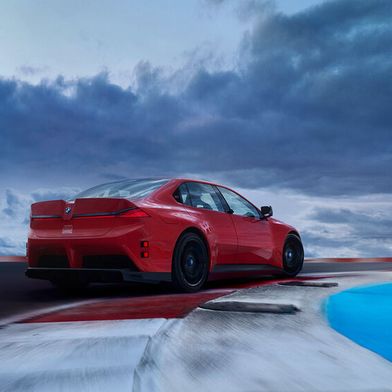 BMW hat in Le Mans das M Concept Neue Klasse vorgestellt – ein Vorgängermodell des elektrisch angetriebenen M3. (Bild: BMW)