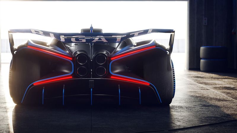 Bugatti selbst bezeichnet die Studie als „rennstreckenorientierter Hypersportwagen“. (Bild: Bugatti)