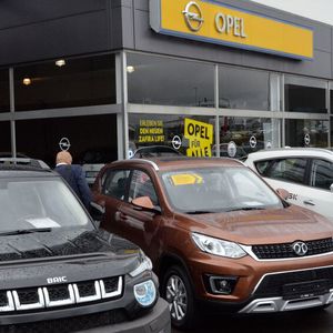 Jürgen Schneider vermarktete an dem jetzt aufgegebenen Fahr-Standort in Petersberg zwischenzeitlich auch einige chinesische Modelle. (Bild:  Rehberg / »kfz-betrieb«)