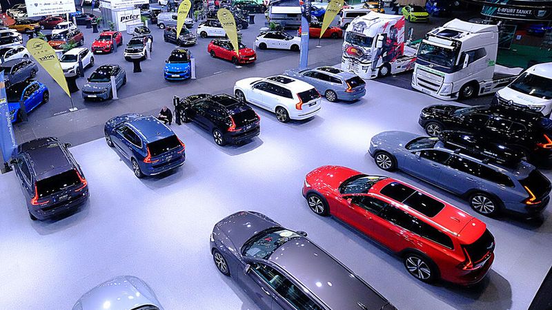 So viele Aussteller wie noch nie kann die Automesse in Erfurt verzeichnen. In drei Hallen gibt es Neuheiten und Angebote rund um die Mobilität. (Bild: VCG - Zietz)