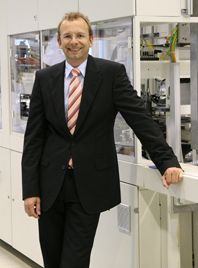 Stefan Roßkopf, Geschäftsführer der Teamtechnik GmbH: „Wir rechnen für 2010 mit einem Umsatzvolumen von deutlich über 70 Mio. Euro. Damit erreichen wir wieder das Niveau von 2008, dem bislang erfolgreichsten Geschäftsjahr in unserer Unternehmensgeschichte.“ Bild: Teamtechnik (Archiv: Vogel Business Media)