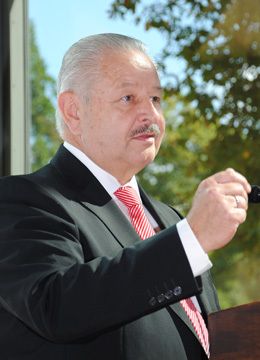 Fand zahlreiche lobende Worte: Jürgen Karpinski, Präsident Landesverband Hessen. (Baeuchle)