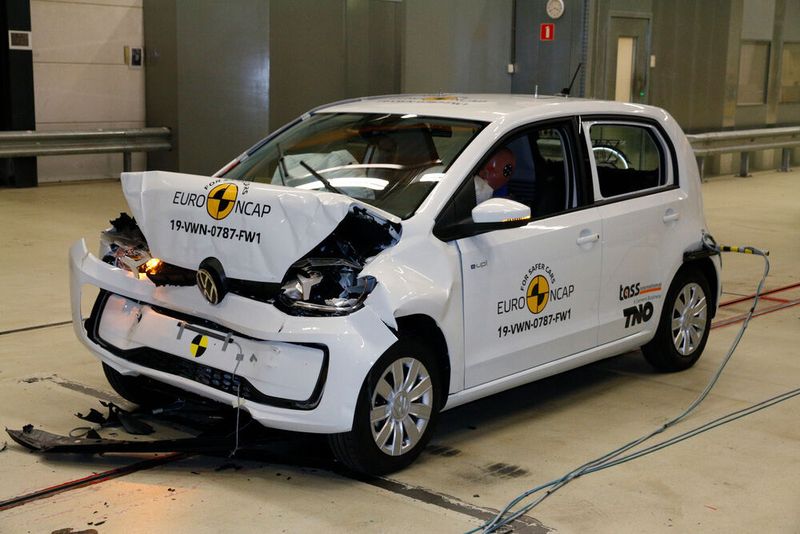 Lediglich drei Sterne fuhr das kürzlich geliftete Elektro-Kleinstwagentrio VW Up, Skoda Citigo und Seat Mii ein. (Euro-NCAP)