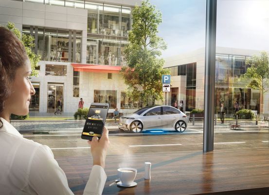 Kabelloses Laden: Induktive Ladelösung reicht von der Fahrzeugpositionierung über die elektronische Kommunikation, das Lademanagement bis zur Sicherheitsüberwachung und Datenabfrage.  (Continental)