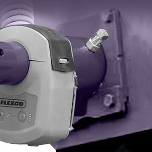 Die Elevate-Geräte werden an die Förderbandabstreifer angebracht. (Bild:  Flexco Europe GmbH)