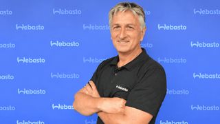 Christian Gallner ist Werkleiter des Webasto-Werks Schierling. (Bild: Webasto)