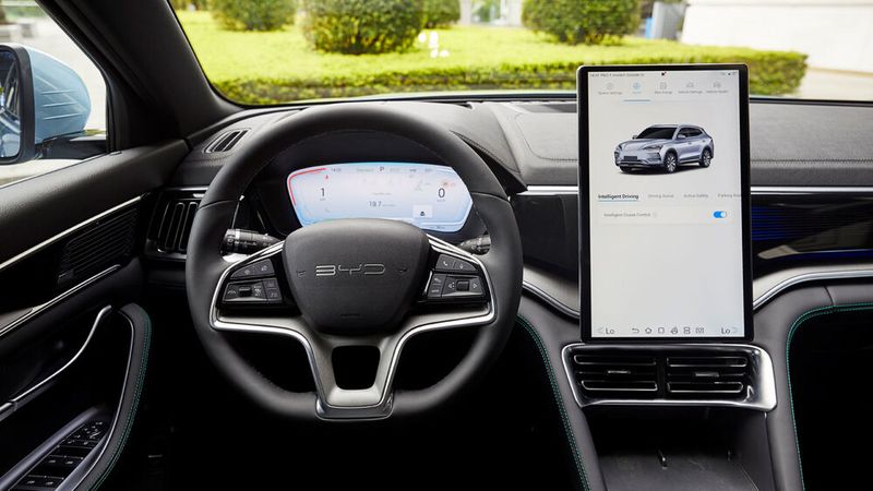 Aus den anderen BYD-Modellen ist das drehbare Display bekannt. (Bild: BYD)