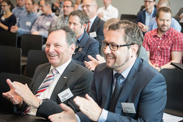 Viel Applaus für die Referenten – die Stimmung am Forum war ausgezeichnet. (Thomas Entzeroth)