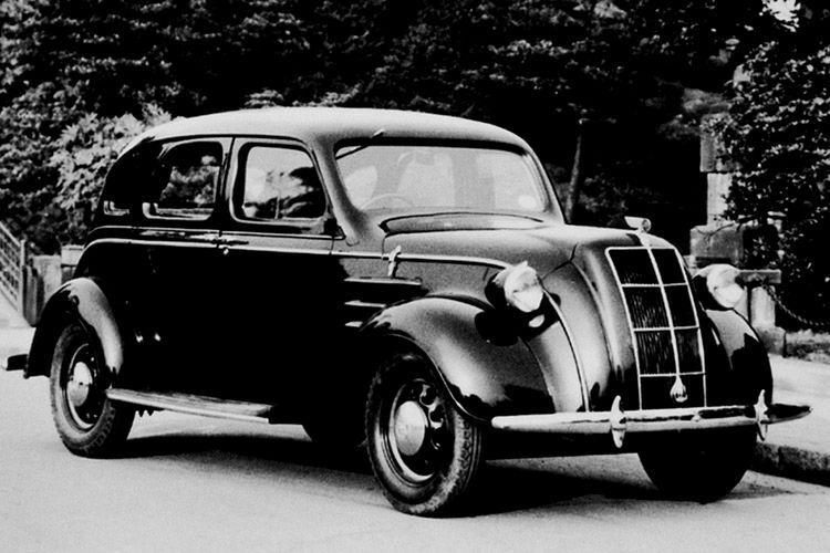 1936 präsentierte Toyota seinen ersten Serien-Pkw als Toyota AA. (Foto: Toyota)