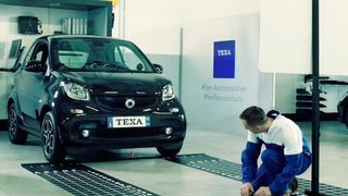 Das Set zur Kamerakalibrierung bei Renault und Smart kostet einzeln ohne Grundträger 950 Euro netto und ist unter der Artikelnummer 3907348 erhältlich. (Texa)