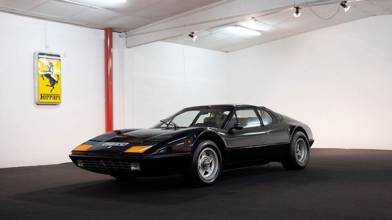Der Schätzpreis für das Modell Ferrari 365 GT4 BB aus den 1975ern liegt bei 200.000 bis 300.000 Euro. (Bild: Autoren-Union Mobilität/RM Sotheby's)