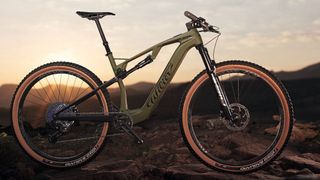 Mit dem „Urta Hybrid“ bietet Wilier ein sehr schlankes und zudem leichtes E-MTB an. (Bild: Wilier Triestina)