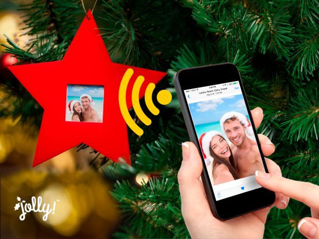 Weihnachten ganz individuell bietet Jolly - der smarte Weihnachtsstern. Hier kann man ähnlich wie bei einem digitalen Bilderrahmen eigene Bilder einspielen - auch direkt vom Smartphone oder Tablet. ( Jolly)