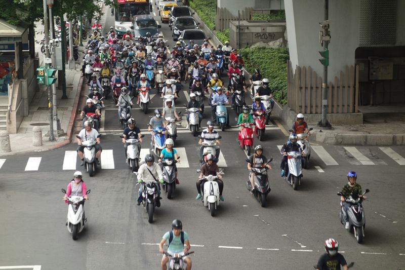 An den Ampeln geht es wie beim Formel-Eins-Start ab. (Bild: IT-BUSINESS)