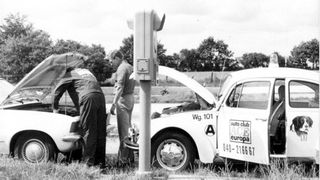 Typisches Pannenhilfsfahrzeug beim ACE in den 70er-Jahren: der gute, alte VW-Käfer.  (Bild: ACE Auto Club Europa)