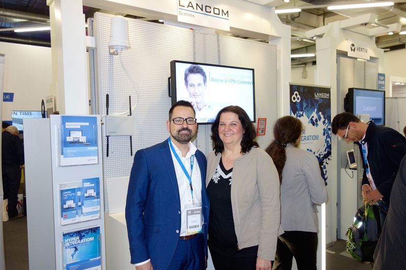 Mit neuem Label unterwegs, Guido Peters, Lancom, mit Lilli Kos, IT-BUSINESS. (Bild: IT-BUSINESS)