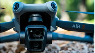 Ob Fertigung, Mobilität, oder Verteidigung: Für den KI-Einsatz wird zunehmend wichtig, wie die Ergebnisse zustande kommen. (Bild: Pexels/XT7 Core)