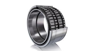 In einem Warmbandwerk eines Stahlproduzenten werden in den Arbeitswalzen erste Testlager der vierreihigen FAG Kegelrollenlager aus Mancrodur carbonitriert eingesetzt. Die Testlager erreichen in dieser Anwendung eine doppelte Gebrauchsdauer. (Schaeffler)