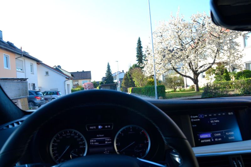 Bei schönstem Frühjahrswetter bereitet diese Reise… (Foto: Michel / »kfz-betrieb«)