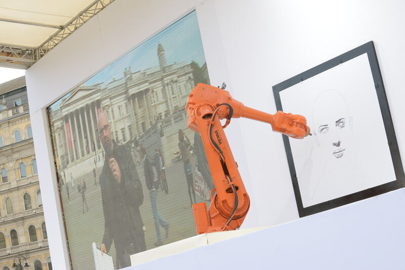 Auch am Trafalgar Square in London war ein Roboter in Aktion. (Bild: Wien Tourismus)