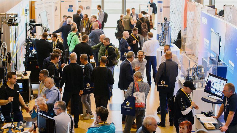 Die eintägige Regionalmesse Schraubtec informiert 2025 Anwender an sechs Standorten über die aktuellen Trends für Schraubverbindungen und präsentiert die Anbieter von Schraubtechnik, Schraubwerkzeugen und C-Teile-Management.(Bild:  Stefan Stark/VCG)