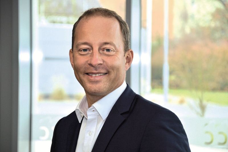 Daniel König spricht über die Chancen der Vernetzung zwischen Fahrer, Auto, Hersteller und Dienstleistern. (Bild: Real Garant)