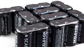 Ultrakondensatoren von Skeleton haben eine doppelt so hohe Energiedichte und viermal größere Leistungsdichte wie vergleichbare Wettbewerbsprodukte. (Skeleton)