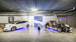 In der Johan Cruijff ArenA wurde der größte europäische Energiespeicher mit gebrauchten und neuen Elektrofahrzeugbatterien in einem Gewerbeobjekt in Betrieb genommen. (Jorrit Lousberg, Zeist, The Netherlands)