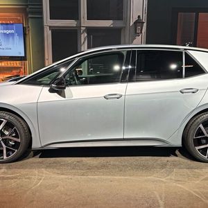 Die Verantwortlichen von Volkswagen sehen deutliche Veränderungen im Design. Die bisherigen Gestaltungsparameter lassen sich aber durchaus noch erkennen.(Bild:  Achter – VCG)