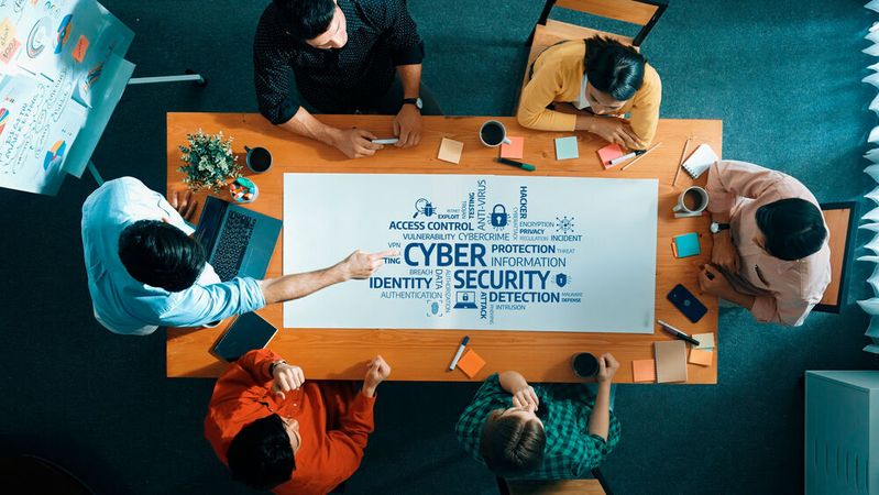 Wirksame IT-Sicherheit für Behörden – auch durch Best Practices und Nachnutzung.(Bild: ©  InfiniteFlow – stock.adobe.com)