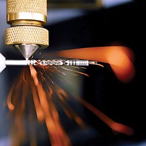 Rohrlaserbearbeitung in der Praxis: Systeme wie die Laserturn280 kommen bei der Herstellung zylindrischer Medizinprodukte zum Einsatz - darunter koronare und neurovaskuläre Stents, Hypotubes und Instrumente für minimalinvasive Eingriffe.(Bild:  Aerotech)