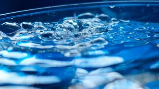 Rührwerke sorgen maßgeblich dafür, dass die Verbraucher frisches klares Trinkwasser genießen können. (gemeinfrei)