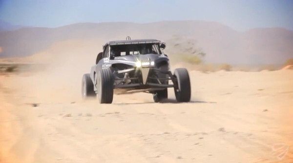 Das EV 1 ist der erste elektrisch angetriebene Rennwagen für Baja-Rennen (Bildquelle: SRI, SRD, EV West)