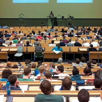 Deutschland gerät als offenbar ehemalige Ingenieursnation Zug um Zug ins Hintertreffen. Das beginne schon bei der Grundbildung, was den MINT-Sektor anbelange. Sthree hat näher hingeschaut ... (Bild: D. Njeper)