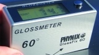 Das Glanzmessgerät Gloss Fix 60 ist auch für den Außeneinsatz geeignet. (Archiv: Vogel Business Media)