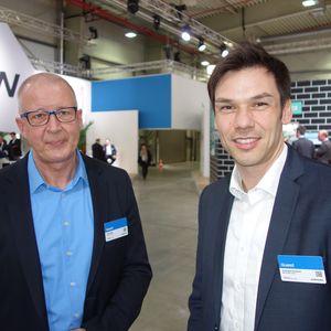 (l.) Dirk Musik und Andreas Ruhland, MEDIUM schauen sich etwas um.(Bild: IT-BUSINESS)