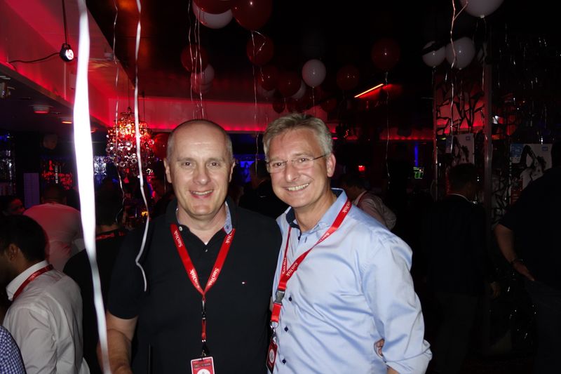 (l.) Harald Lehner, Conrad, mit Thomas Jell, TP-Link (Bild: IT-BUSINESS)