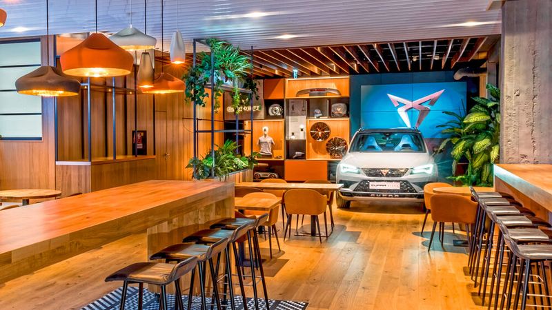 Am Rande von Wien startet Seat mit einer Tapas-Bar eine neue Form der Kundenansprache.(Bild: Seat)