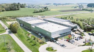 Der Firmenstandort nach der Erweiterung. (Bild: Siloanlagen Achberg)