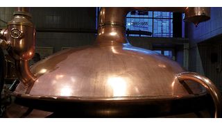 Maischen, kochen, kühlen, lagern – die einzelnen Prozessschritte beim Bierbrauen benötigen erhebliche Mengen Energie. (Rainer Sturm/pixelio.de)