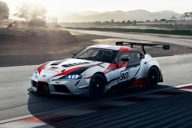 Mit dem Supra Racing Concept haben die Japaner bereits Ausblick auf den für Mai 2019 angekündigten Serien-Supra. (Bild: Toyota)