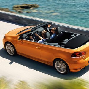 VW hat das Golf-Cabrio überarbeitet.