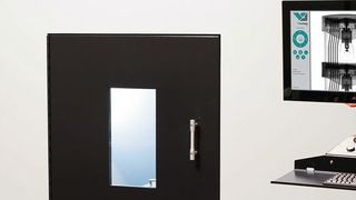 Dieser Computertomograph erstellt zwei- oder dreidimensionale Röntgenaufnahmen mit nur einem Knopfdruck – ohne weiteres Vorwissen des Anwenders. (Fraunhofer-EZRT)