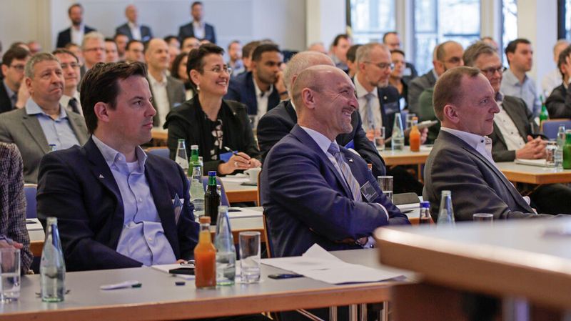 Gute Stimmung bei den  beiden Zeta Geschäftsführern Andreas (rechts) und Alfred Marchler (Bild: Zeta)