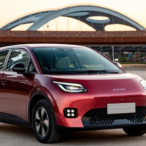 Der Kleinwagen UT ist 4,27 m lang und soll mit 60 kWh in der Batterie 430 km Reichweite schaffen.(Bild:  GAC)