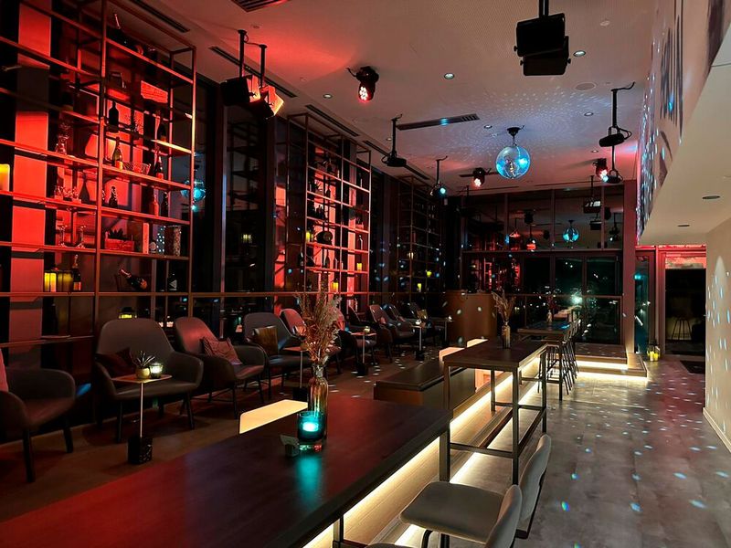 Krönender Abschluss in der Rooftop Bar... (Bild: Vogel IT-Akademie)